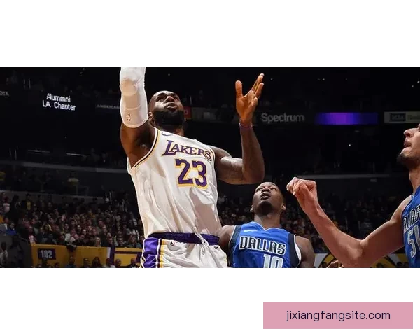 詹姆斯14中13创里程碑湖人七连胜击败火箭东契奇砍40分KD18分领衔表现